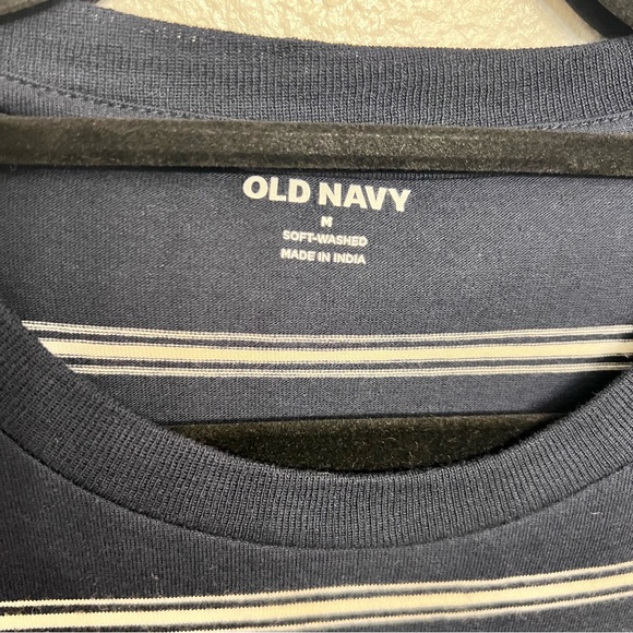 Old Navy Men's Blue and White Striped Long Sleeve Tee - Picture 2 of 8